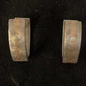 Earrings: Huggies, Oval, Diamond